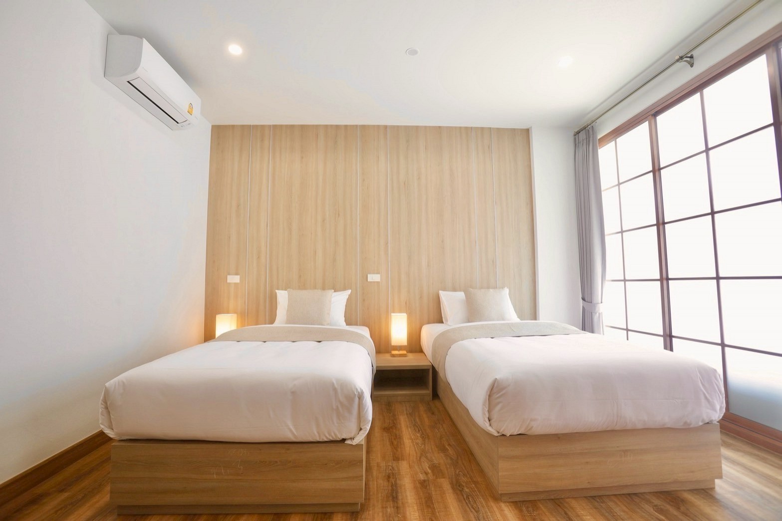 Separated Connecting Room, Twin Bed (1st Floor)